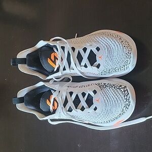 Mens Jordan Luka Safari size 9